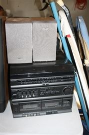 Panasonic stereo with turntable