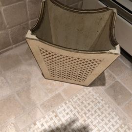 bathroom waist basket