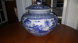 Lidded Blue and White Jar