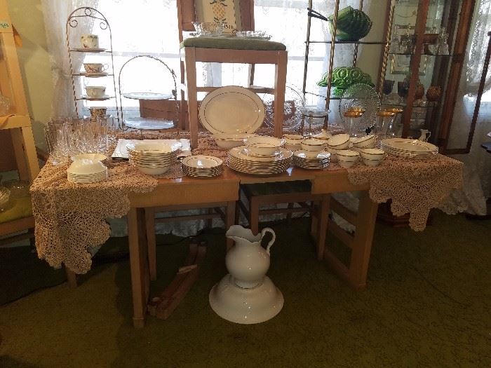 Retro table/chairs, china with gold rim, other glass & crystal.