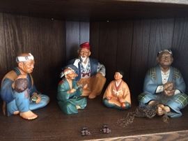 Vintage Japanese pottery dolls. These pieces by Hakata Mimasu were created in Fukuoka, Japan.