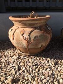 Set of 3 patio pots