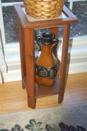 Small wood plant stand