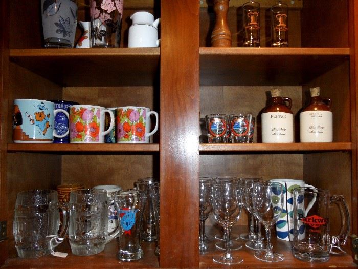 Large Dad's Rootbeer mugs, retro coffee cups, shot glasses, salt & pepper shakers, etc.