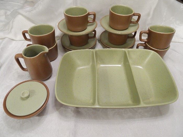 Poppytrail "Tempo" dinnerware, by Metlox.  Service for 8, plus serving pieces.  Excellent condition!