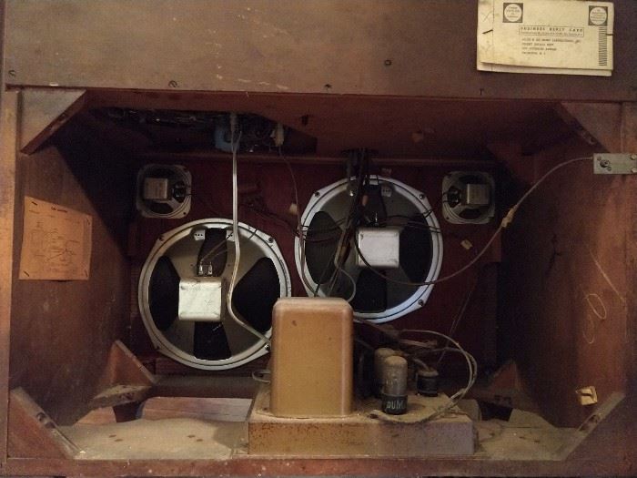 And bringing up the rear - just look at the tubes on this baby!