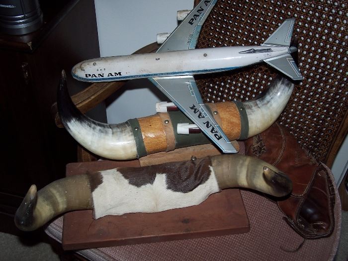 Vintage Pan Am Model Air Plane, Bull Horns