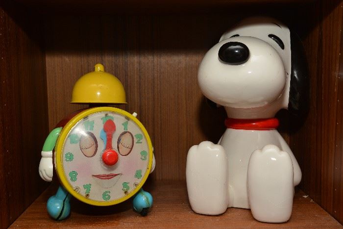 alarm clock (Snoopy sold)
