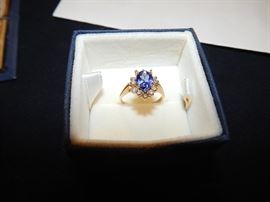 Estate Jewelry 10K Gold, 14K Gold, 18K Gold, Rings, bracelets, necklaces