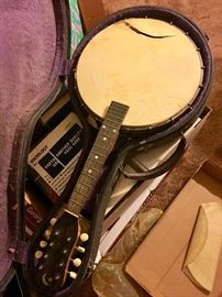 Old banjo