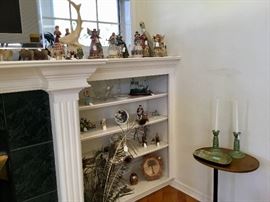 Collectibles, figurines, 