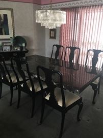 Beautiful Marble Dining table with 6 Black Laquer finished chairs. Note the nice Tronchi Italian Chandelier! This measures 22" in diameter with 4 levels of prisms!