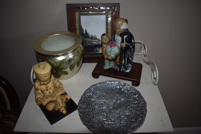 Oriental Figures and Arthur Court Plate
