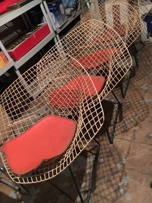 (4) Original 1960's Bertoia Knoll Wire Diamond Chairs w/Cushions