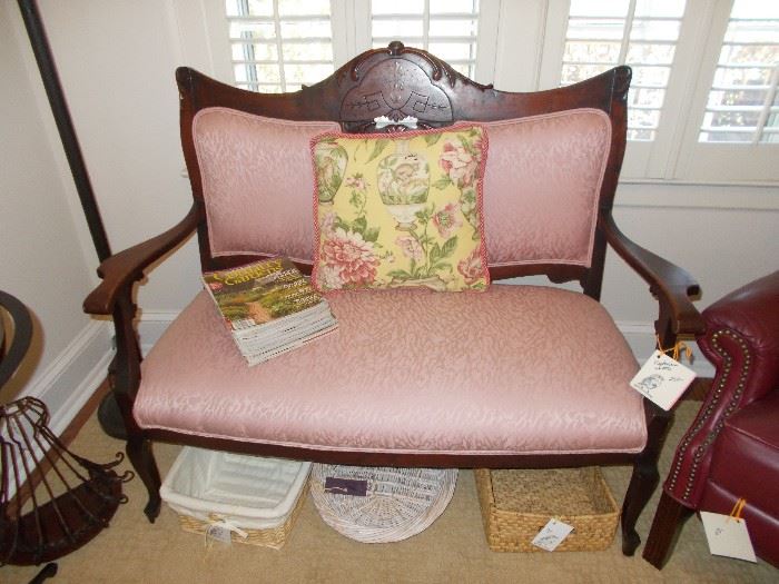 Victorian Settee, baskets