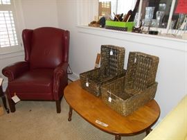 recliner baskets, coffee table