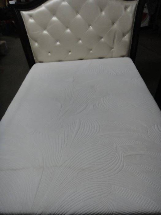 Queen Size Bed with Miracle Foam Mattress