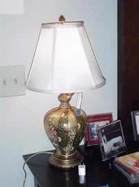 Porcelain lamp, Asian