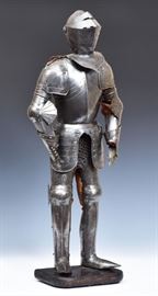 28" Victorian suit of armor