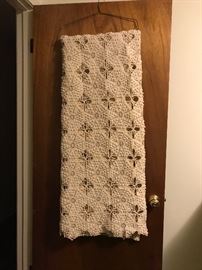 Vintage crochet bed cover 