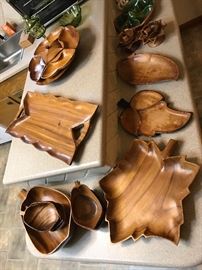 Wooden serving pieces 