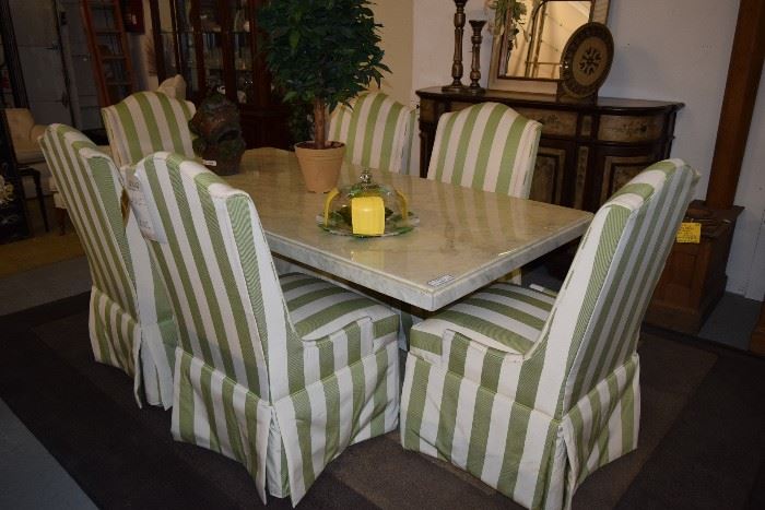 dining table/6 chairs
