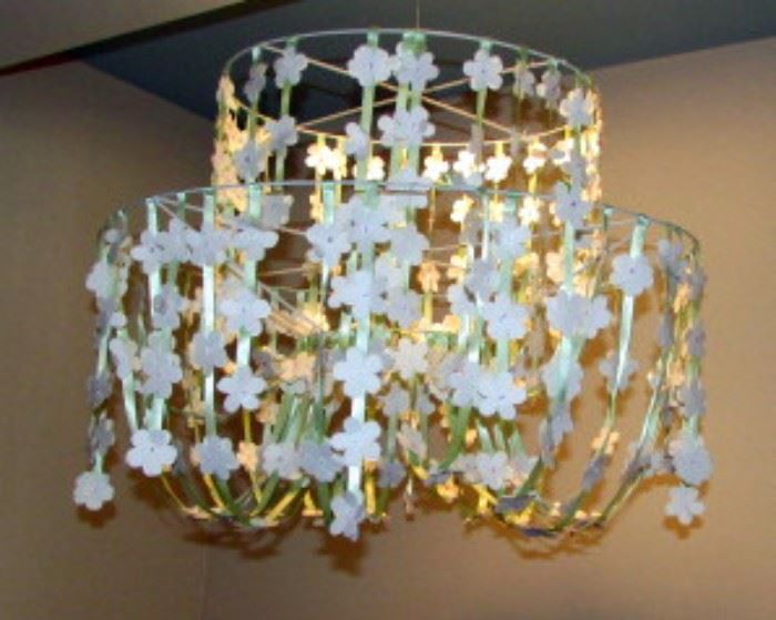 Adorable paper flowers mobile/ chandelier ( does not light up)