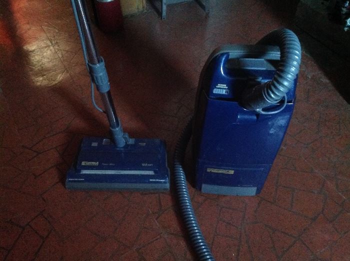 Canister Vacuum.....$20