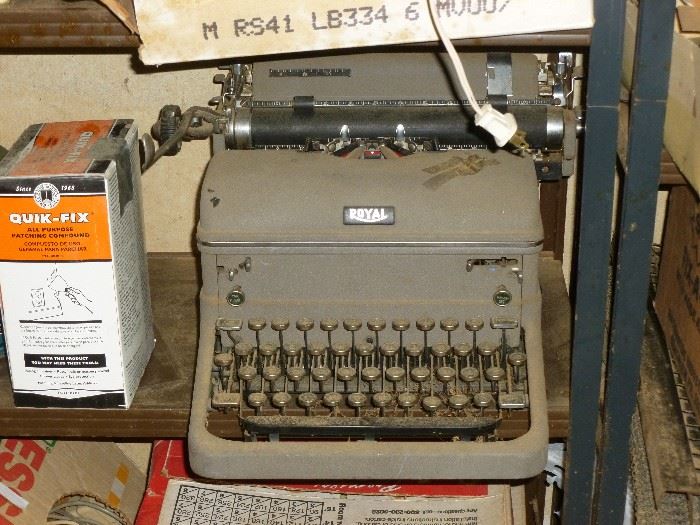 old Royal Typewriter