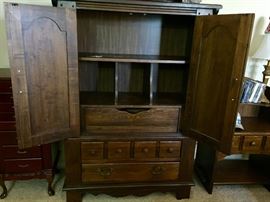 Manor House bedroom suite