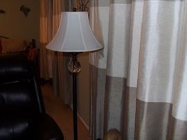 Floor lamp