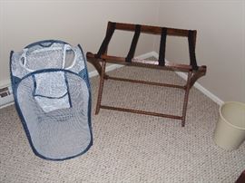 Hamper & suitcase rack