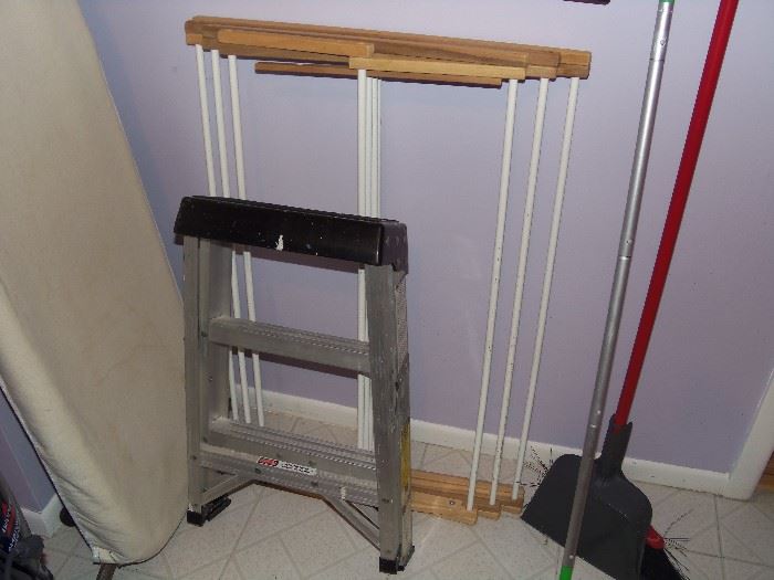 Small ladder & drying rack