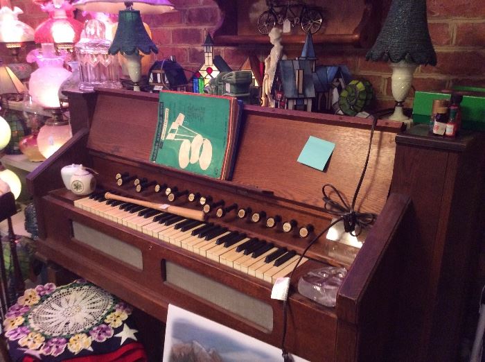 Antique organ !