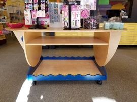 61x31.5x23 custom shelve on wheels ...