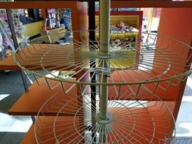 66x23 round rack 4 shelves spins ...