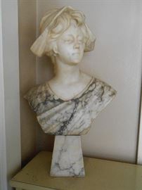 2' Marble bust on pedestal