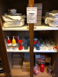 Delta Airlines DC8 fine China, Votive candle holders, vintage mustard-ketchup dispensers