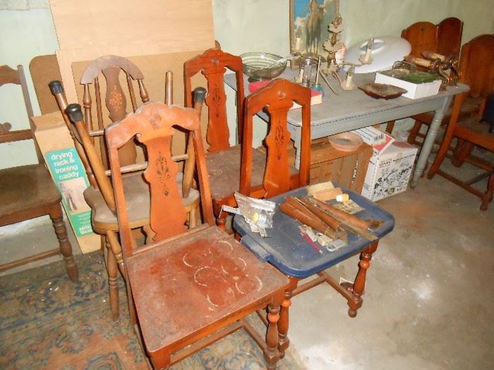 Vintage stenciled chairs/wood table