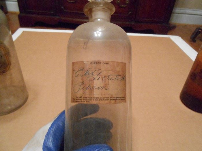 Elix Loctate Pepoin ? vintage bottle