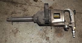 CENTRAL PNEUMATIC 1" INDUSTRIAL IMPACT WRENCH, MODEL 67096