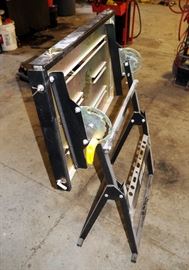 CHICAGO ELECTRIC ADJUSTABLE STEEL WELDING TABLE, MODEL 61369, 30"H X 20"D, ADJUSTABLE HEIGHT