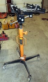 CENTRAL HYDRAULICS HIGH LIFT TRANSMISSION JACK, MODEL 33615, 1100# CAPACITY