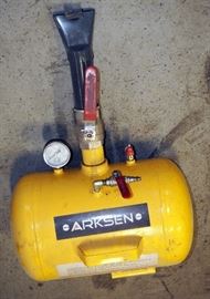 ARKSEN 5 GALLON BEAD SEATER / INFLATOR / BLASTER, MODEL N2, 145 PSI