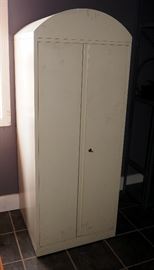 LOCKING ROUND TOP STORAGE CABINET 61"H X 24"W X 24"D