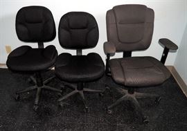 ROLLING OFFICE CHAIRS QTY 3