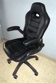 LEATHER STYLE EXECUTIVE OFFICE CHAIR