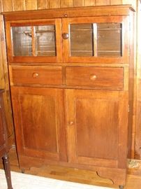 Plantation Style Pie Safe