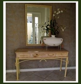 Very Attractive Entry Table, Mirror and Vase 