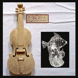 Spec-toy-cular Fiddle Tone Fiddle and Tiny Glass Fish on Coral Reef 